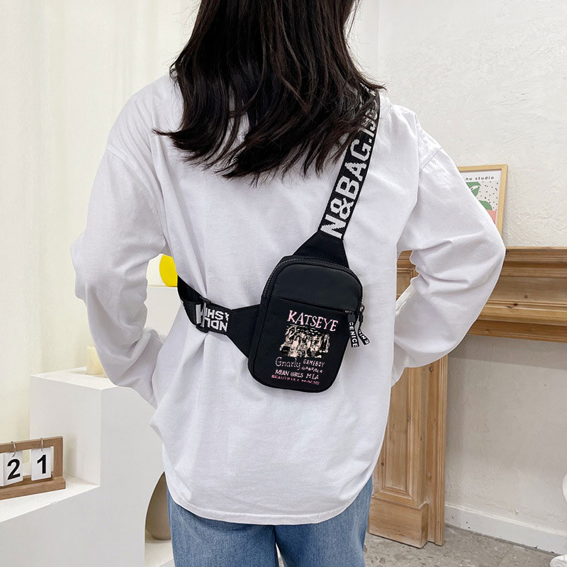 موضة K POP K-KATSEYE حقيبة كتف - مراجعة Anime Merchandise Bag وسعره